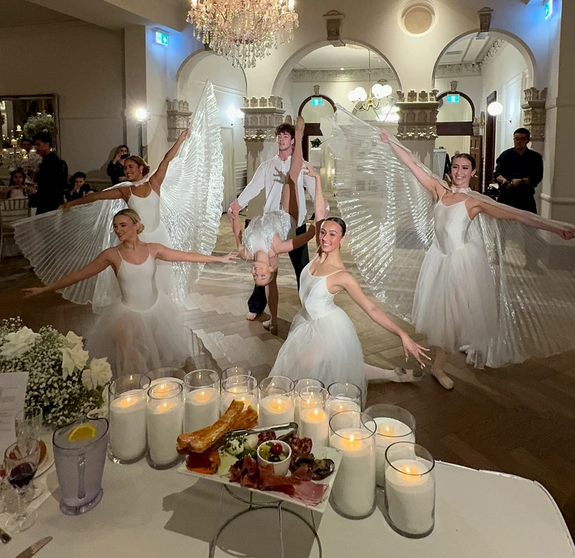 ballerinas act