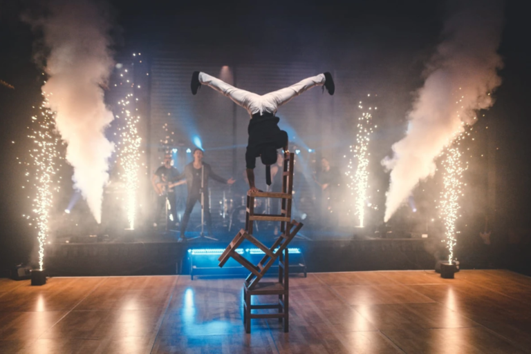Nightclub Entertainment 10 Hand Balancing Act