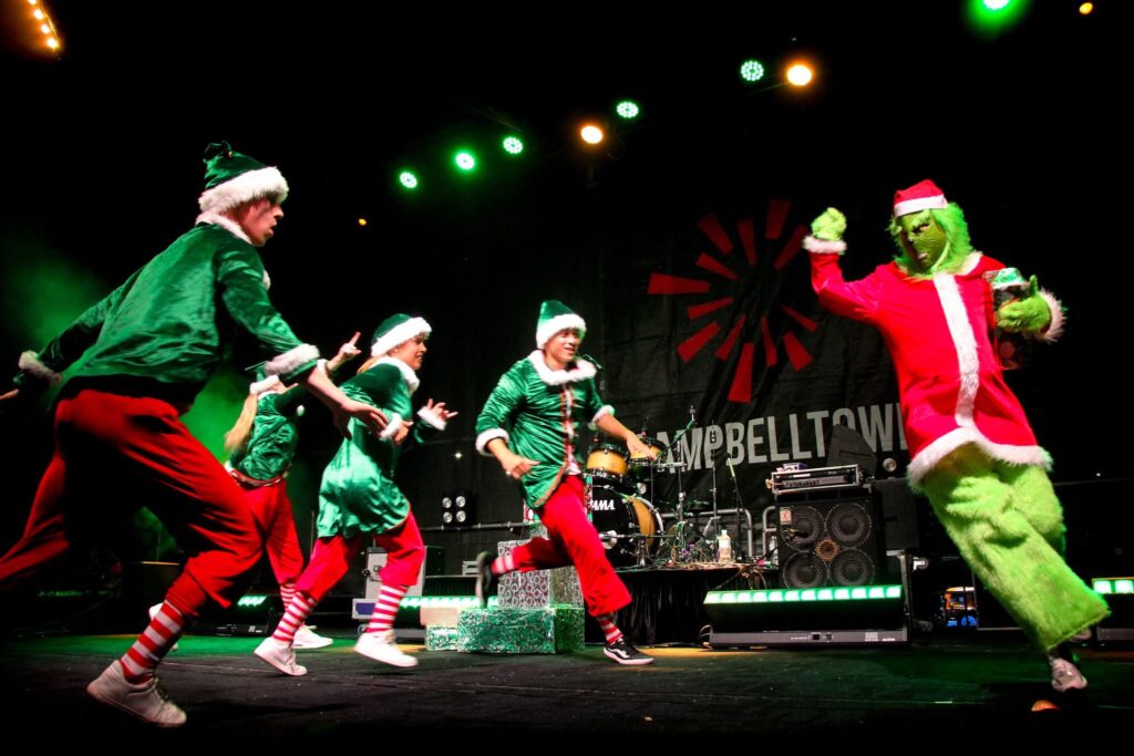 Christmas Grinch Elves